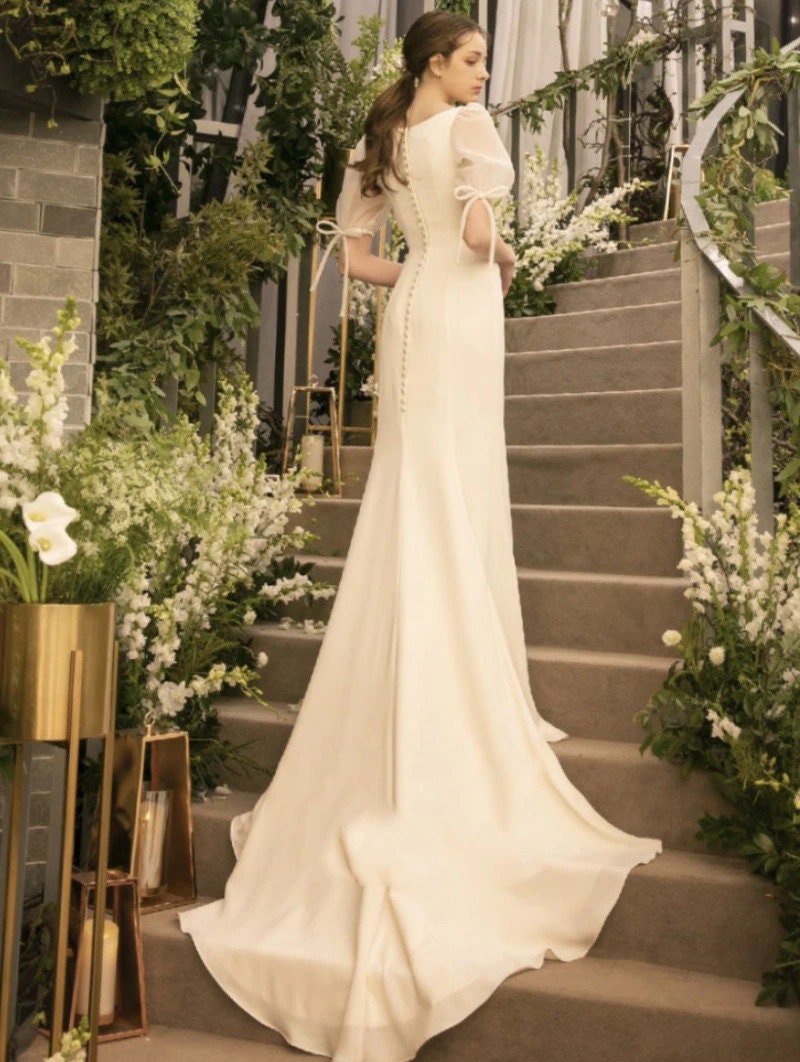 Simple Classic Slim Square Collar Wedding Dress Vintage Short Sleeve Minimalist Wedding Gown Custom Made, Plus size