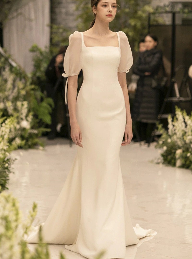 Simple Classic Slim Square Collar Wedding Dress Vintage Short Sleeve Minimalist Wedding Gown Custom Made, Plus size