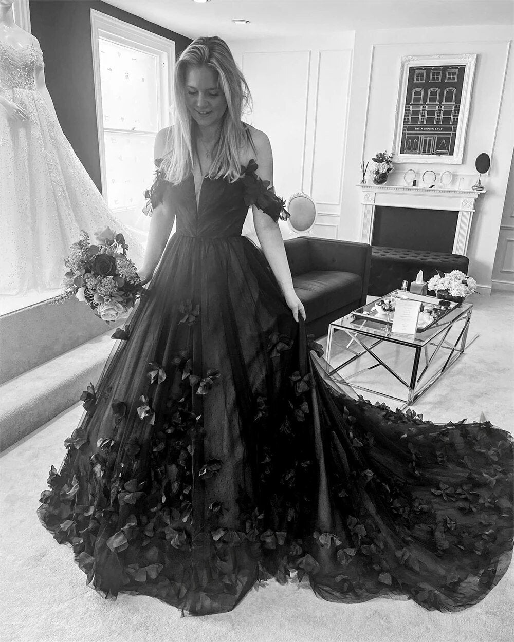 Trendy 3D Floral Applique Gothic Wedding Dress Long Off Shoulder Style Formal Dress Black Bridal Gown Black Wedding Dress Free Customization