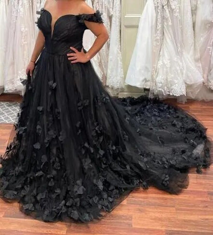 Trendy 3D Floral Applique Gothic Wedding Dress Long Off Shoulder Style Formal Dress Black Bridal Gown Black Wedding Dress Free Customization